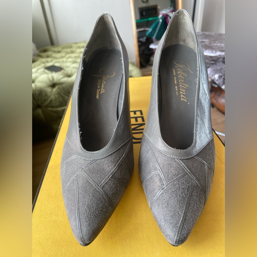 VINTAGE ROBERTINA HANDMADE LEATHER HEELS - Picture 8 of 13